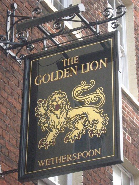 The Golden Lion Wetherspoon 호텔 로체스터 외부 사진